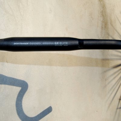 Guidão de Gravel Bontrager GR Elite 13graus Flare/42cm 