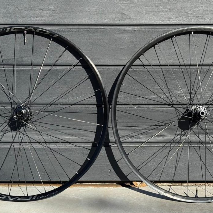 Par de Rodas MTB Roval Control 29er 28 Raios Freehub SRAM XD 6 Parafusos - usado