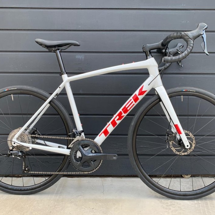  Bicicleta de estrada Trek Domane AL3 Disc  tam 56 - USADA